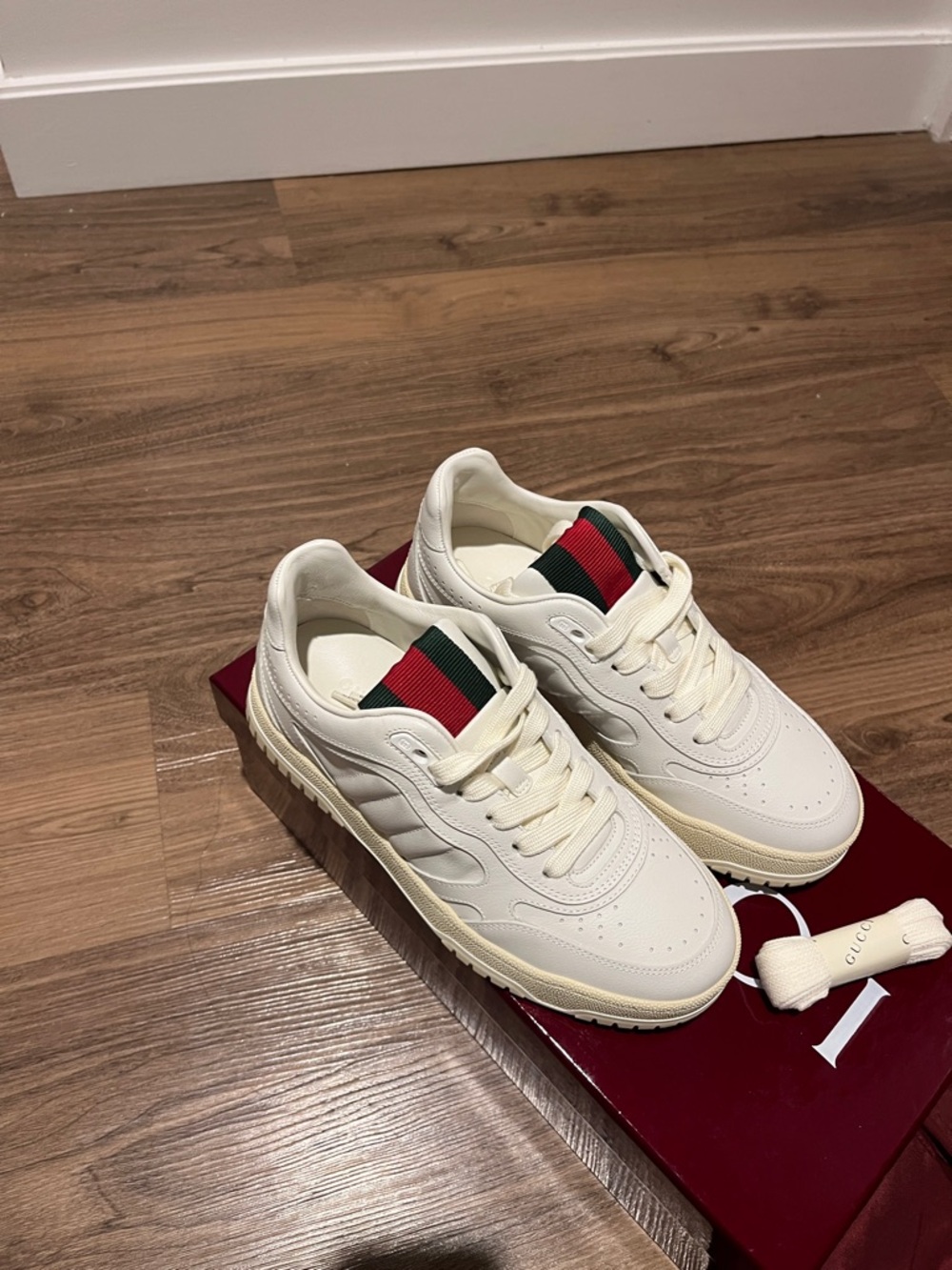 NWB GUCCI RE-WEB SNEAKERS WHITE LEATHER sz36 - Picture 12 of 13